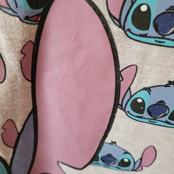 Disney women's size medium Stitch gray sweatshirt, good condition - Picture 2 of 4